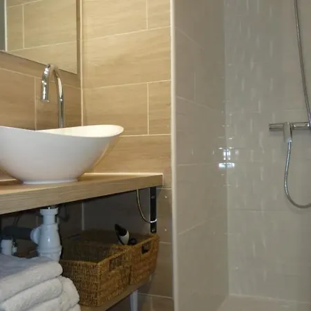 Appartementfrontdemersaintraphaelsantalucia Saint-Raphael (Var)